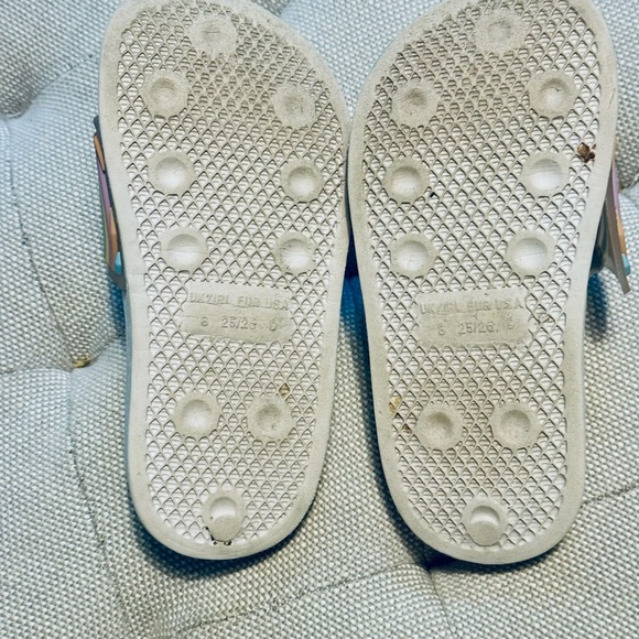 Primark rainbow flip flops size 9 - Picture 2 of 2